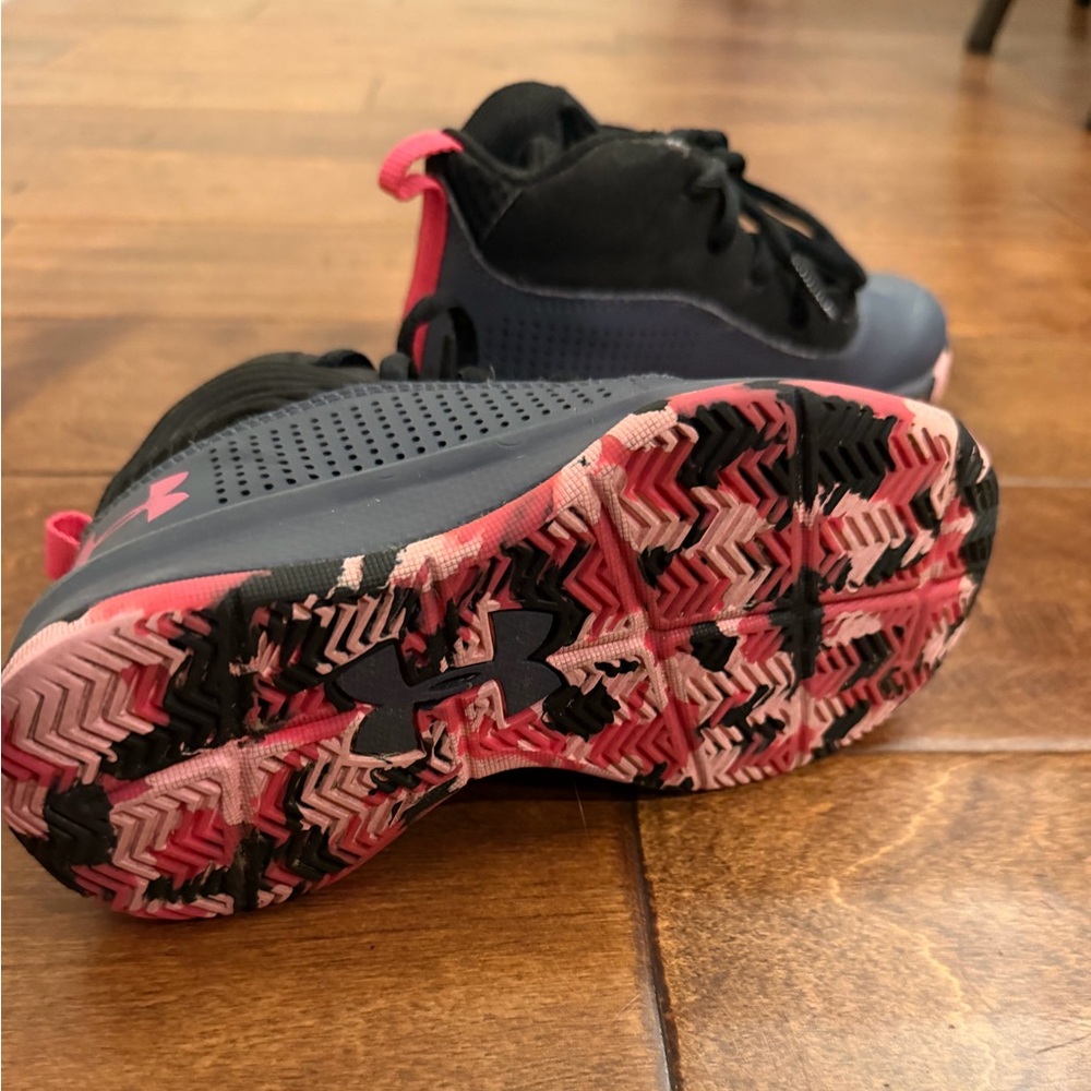 Under Armour Youth Black and Pink Athletic Shoes